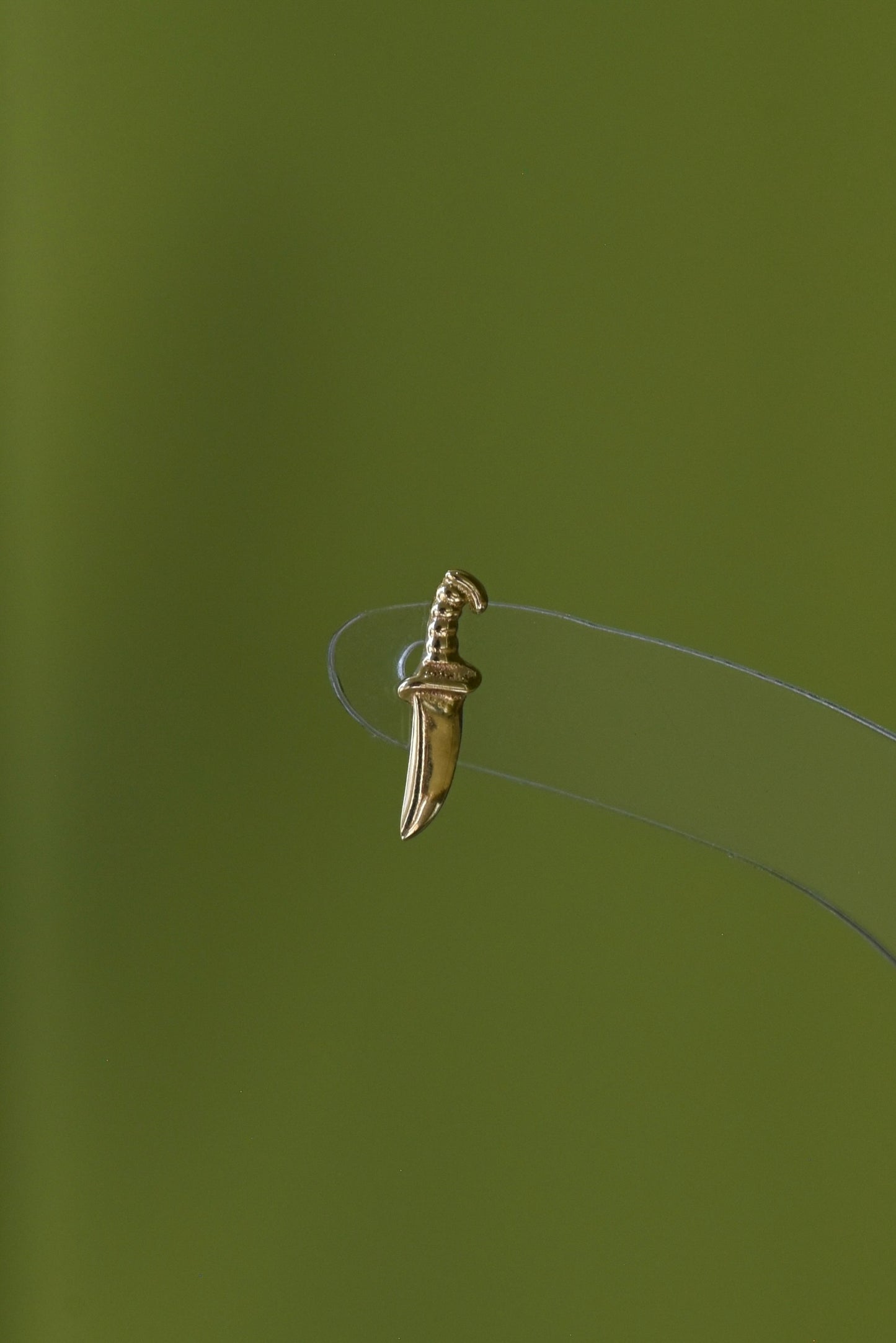 14k Knife Threadless stud