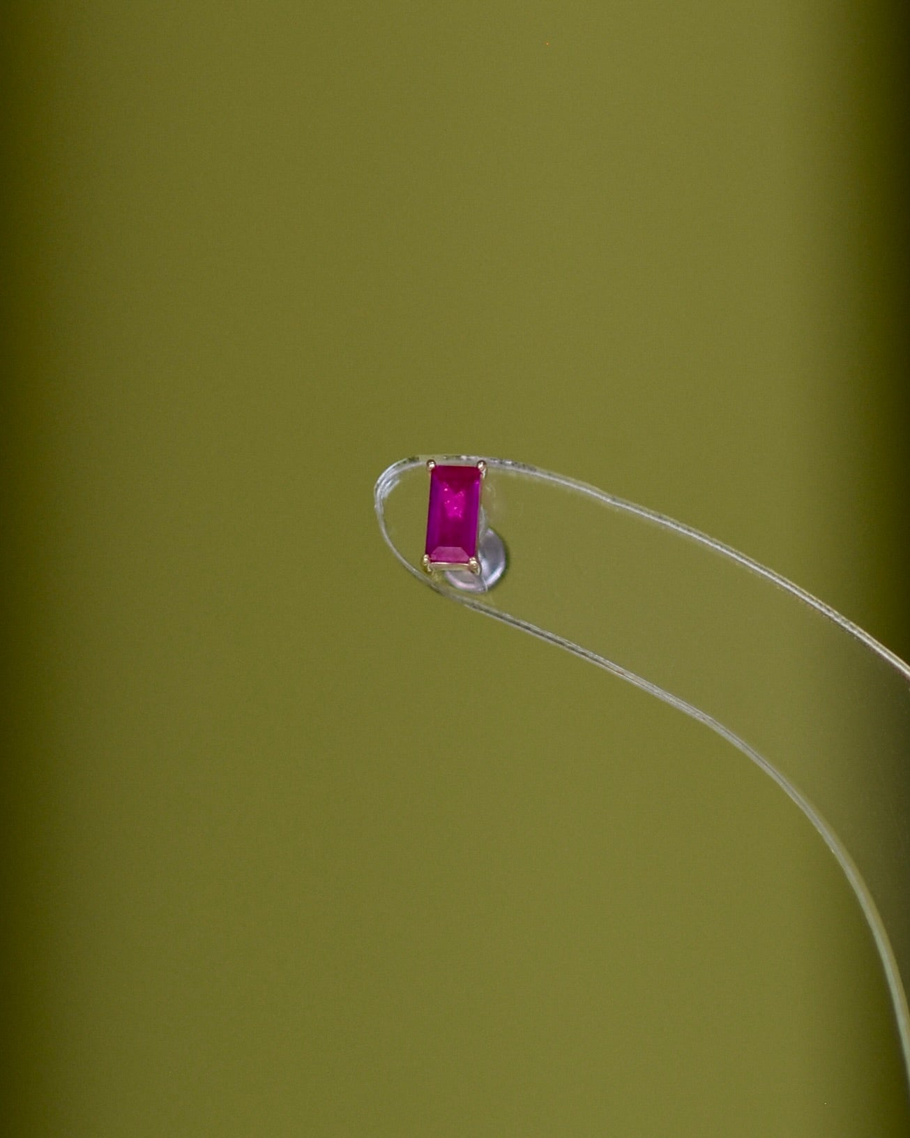 14K Magenta Baguette Stud