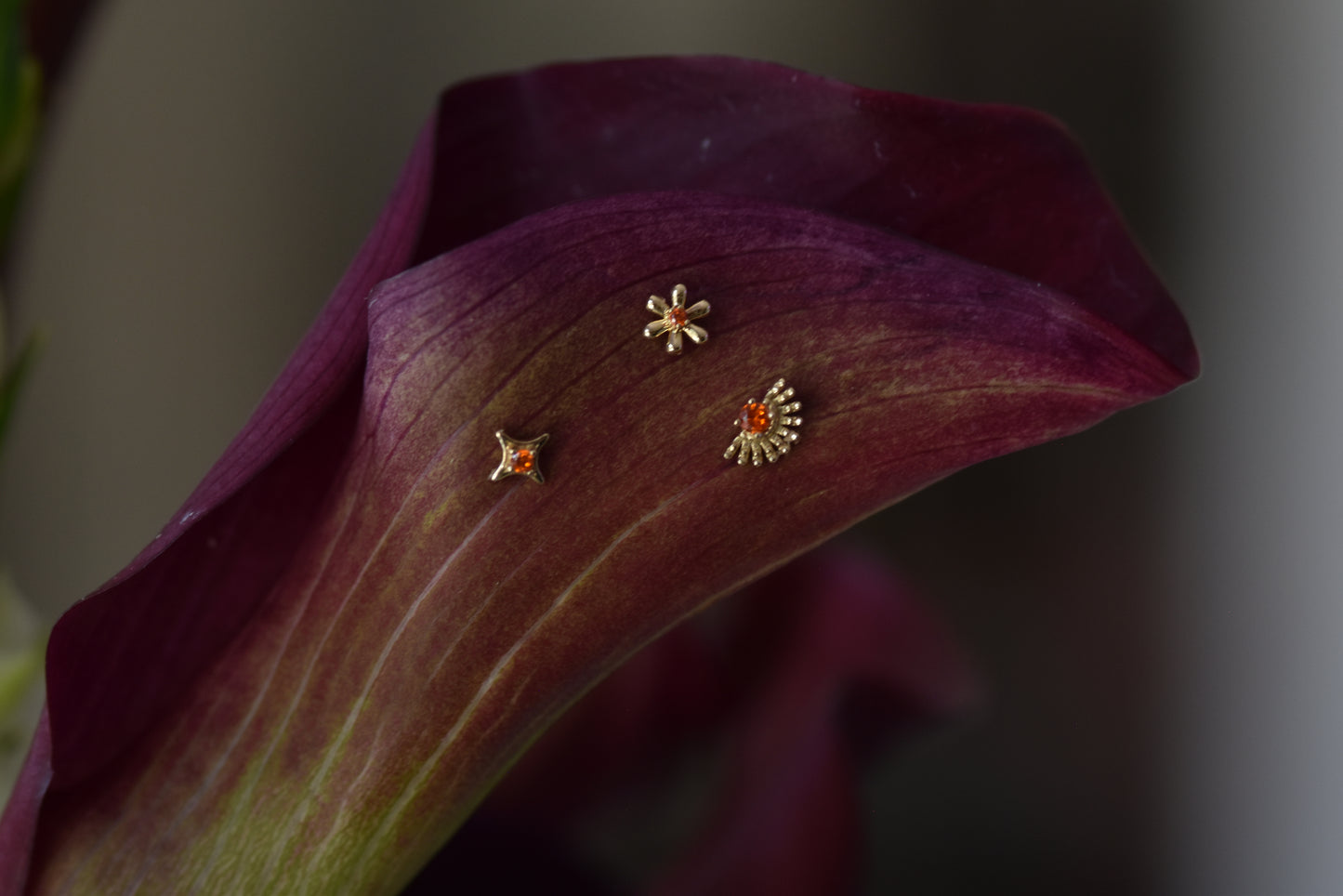 14K Vermillion Flower Stud