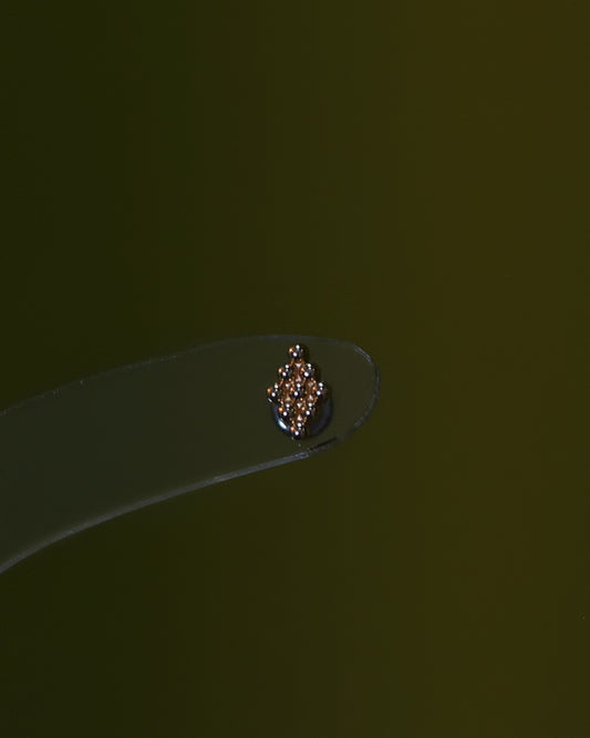 14K Dotted Rhombus Stud