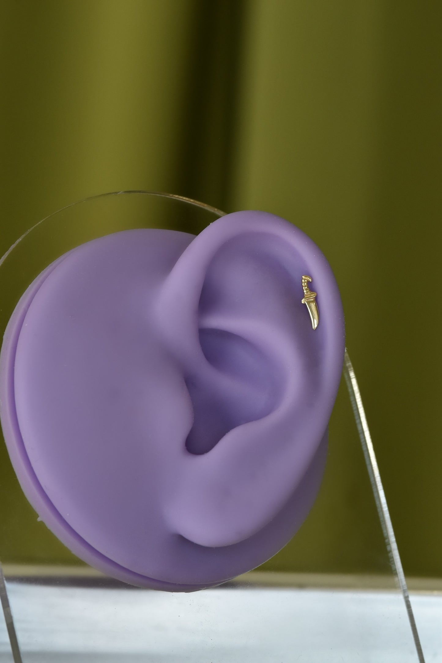 14k Knife Threadless stud