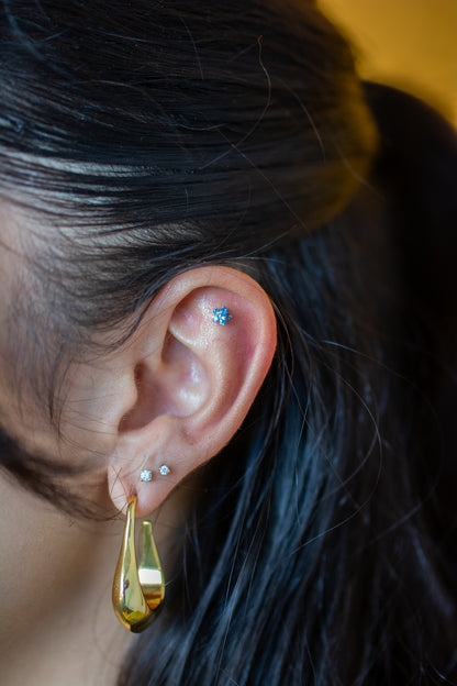 14K Aquamarine Flower Stud