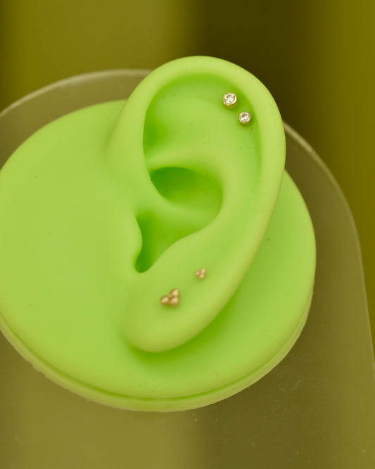 14K Bezel Stud
