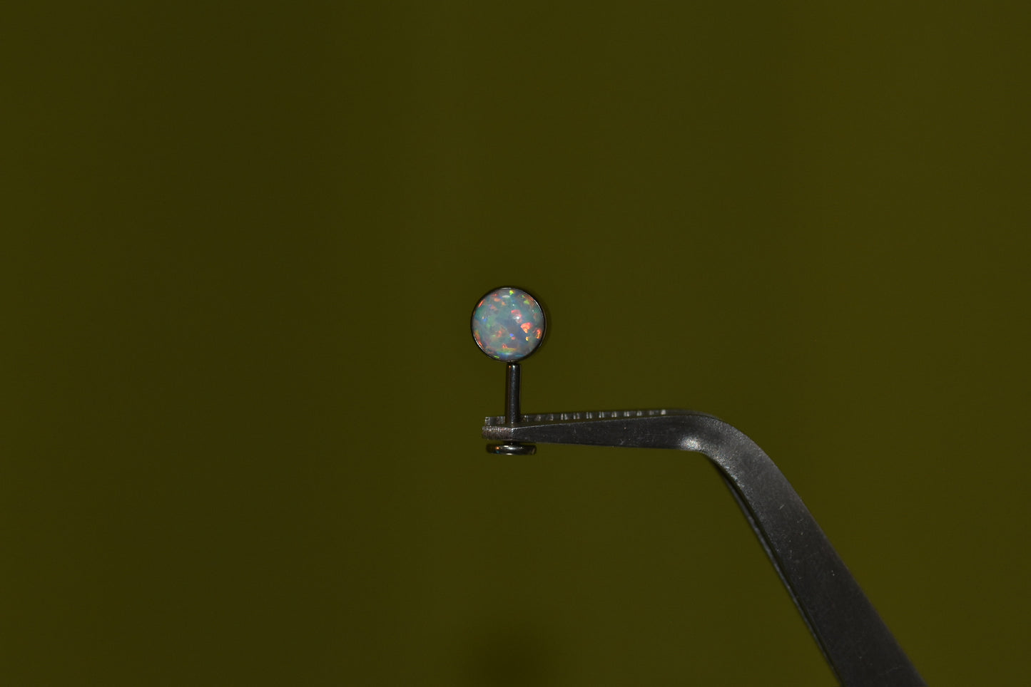 Opal Forward Facing Stud