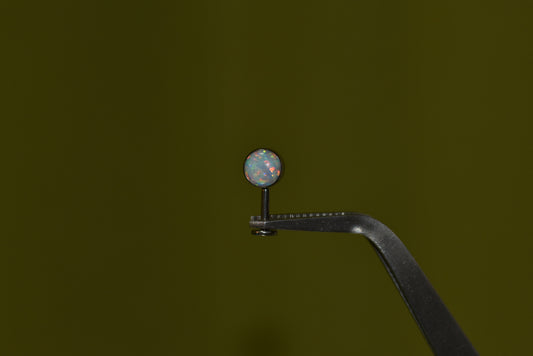 Opal Forward Facing Stud