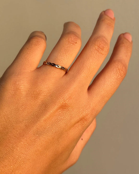 Giles Ring